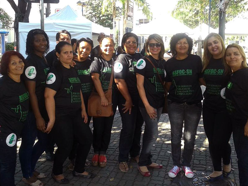 Grupo da conservaão da Biblioteca de Manguinhos em atividade de greve