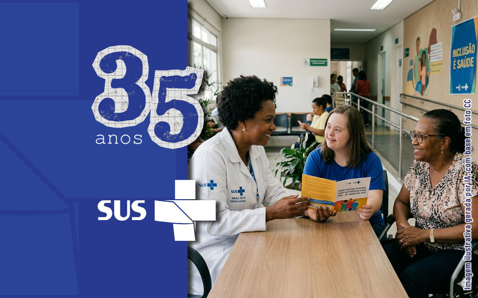 Imagem com barra azul, com logo do SUS, escrito 35 anos, com uma mulher mostrando panfleto a uma criança e a uma senhora na caderia de rodas.