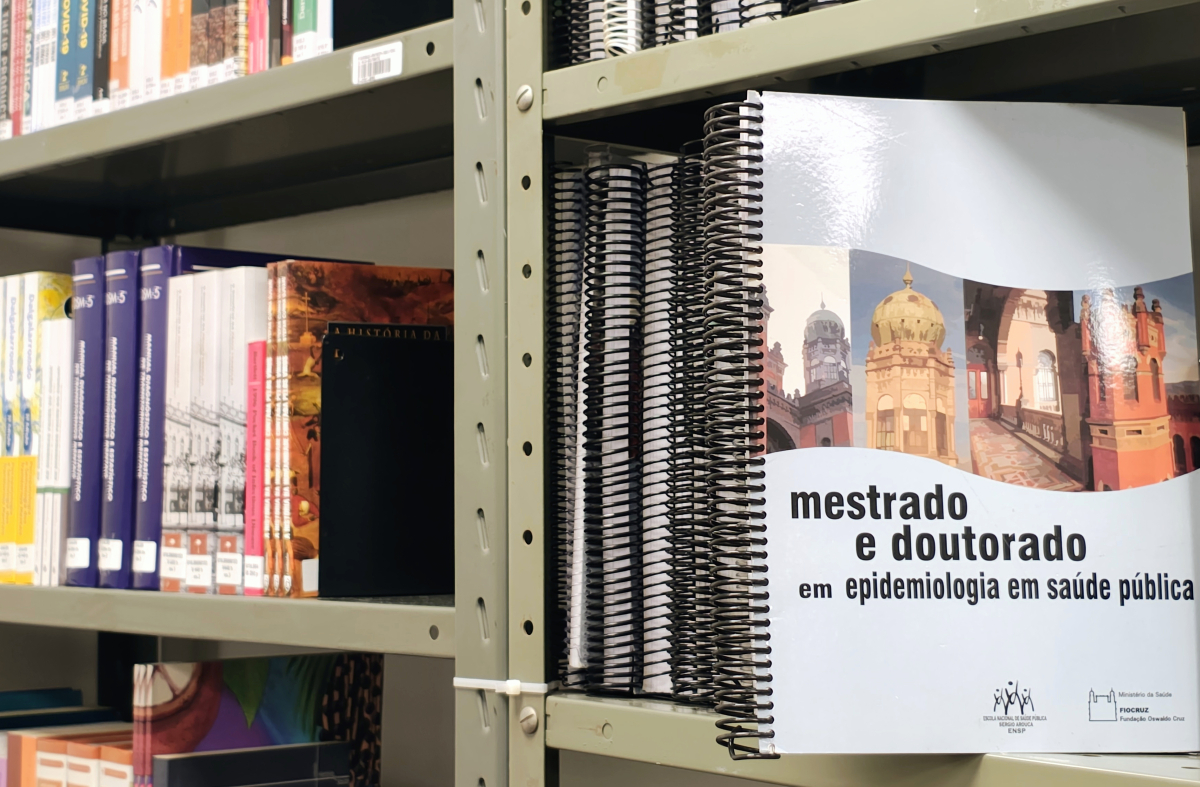 inuguração do posto provisório da Biblioteca de Saúde Pública
