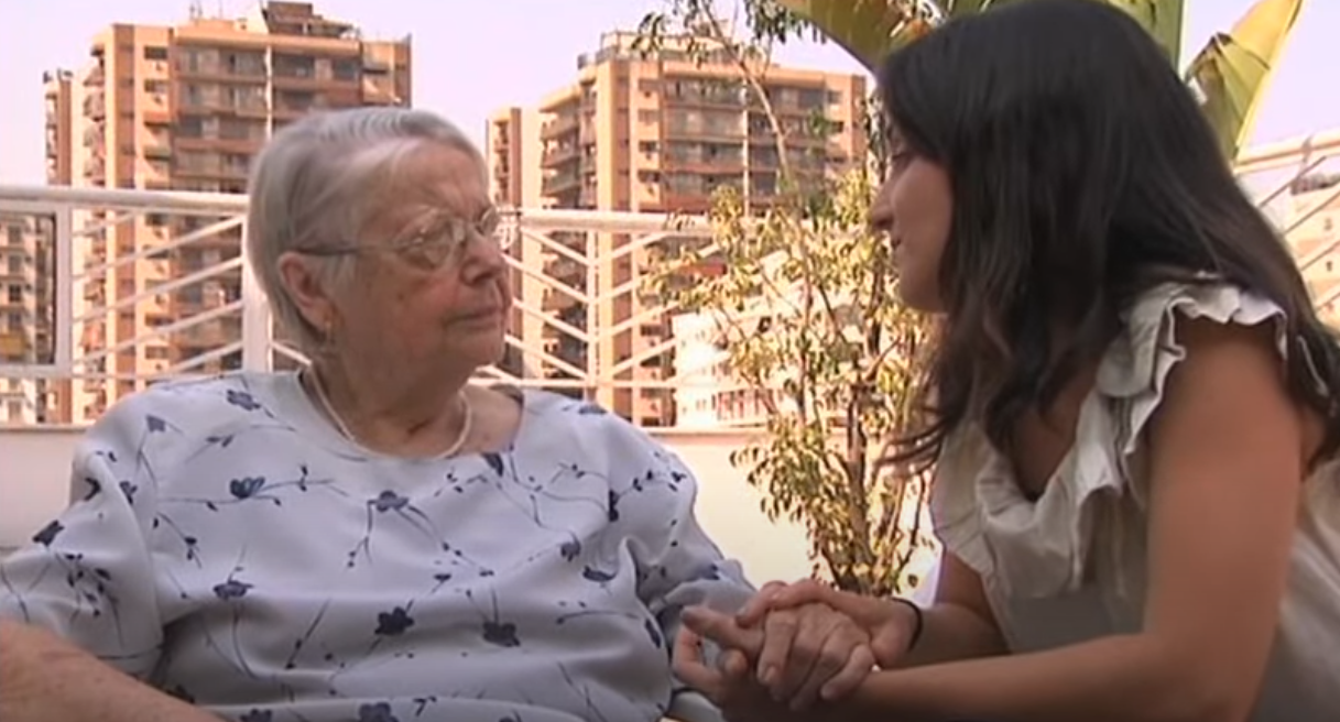 Frame do vídeo sobre Alzheimer