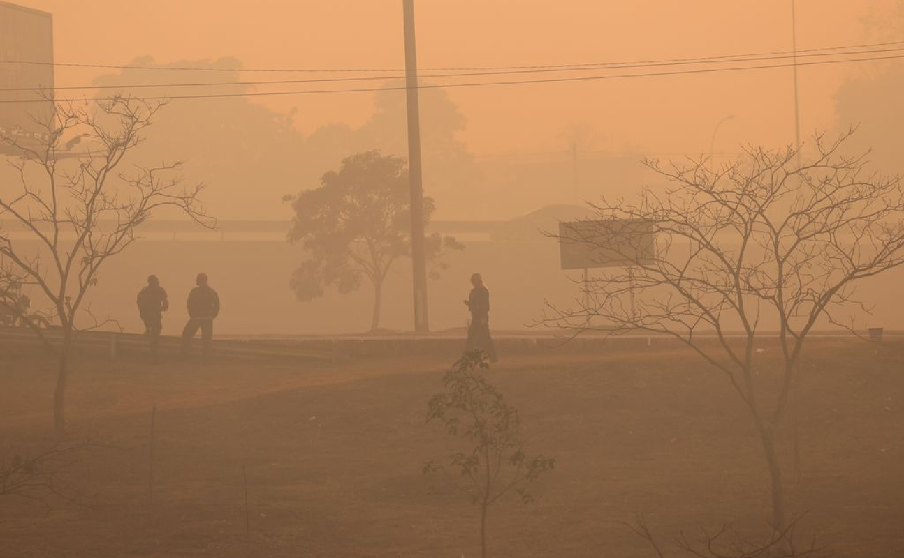imagem de ambiente com poluição do ar