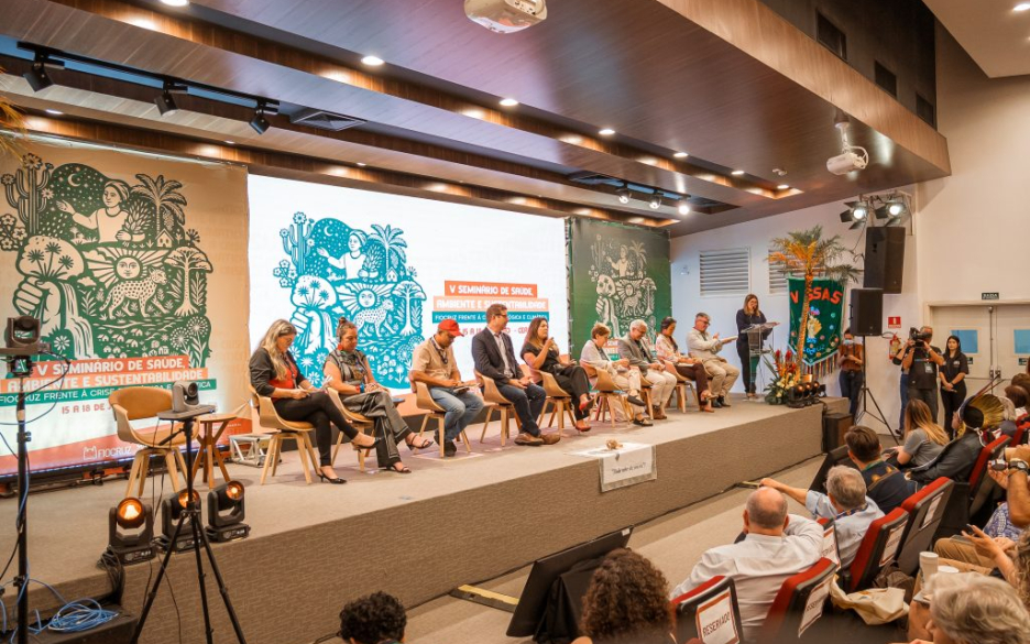 Mesa do Seminário de Saúde, Ambiente e Sustentabilidade. Foto: Divulgação Fiocruz Ceará
