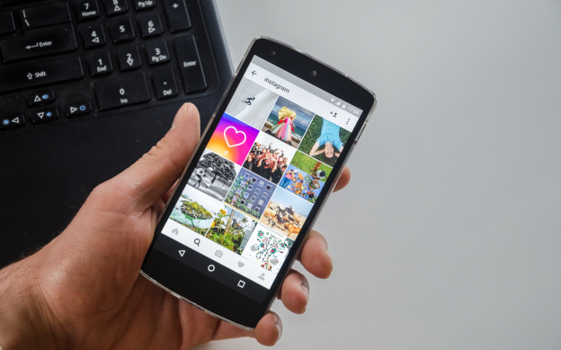 Imagem de feeds do Instagram.