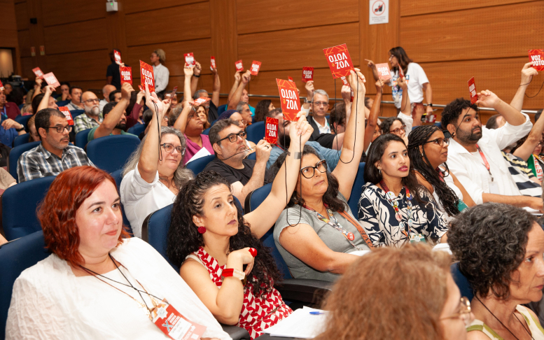 Participação do Icict na plenária final do X Congresso Interno da Fiocruz