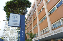 Fachada da sede do Centro Brasileiro de Pesquisas Físicas (CBPF) 