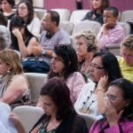 Público sempre atendo às apresentações durante todo o evento