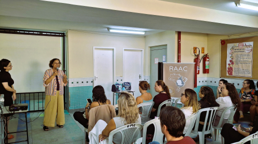 Fala da pesquisadora Maria Lucia Freitas, umas das coordenadoras da RAAC, durante o lançamento do projeto Niterói Amamenta+