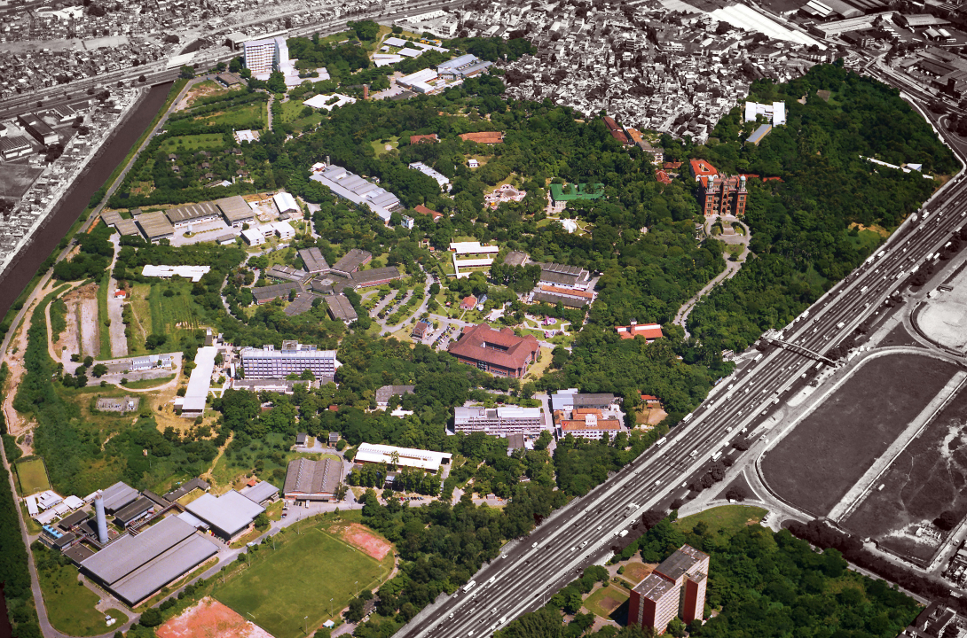 Vista área do campus de Manguinhos